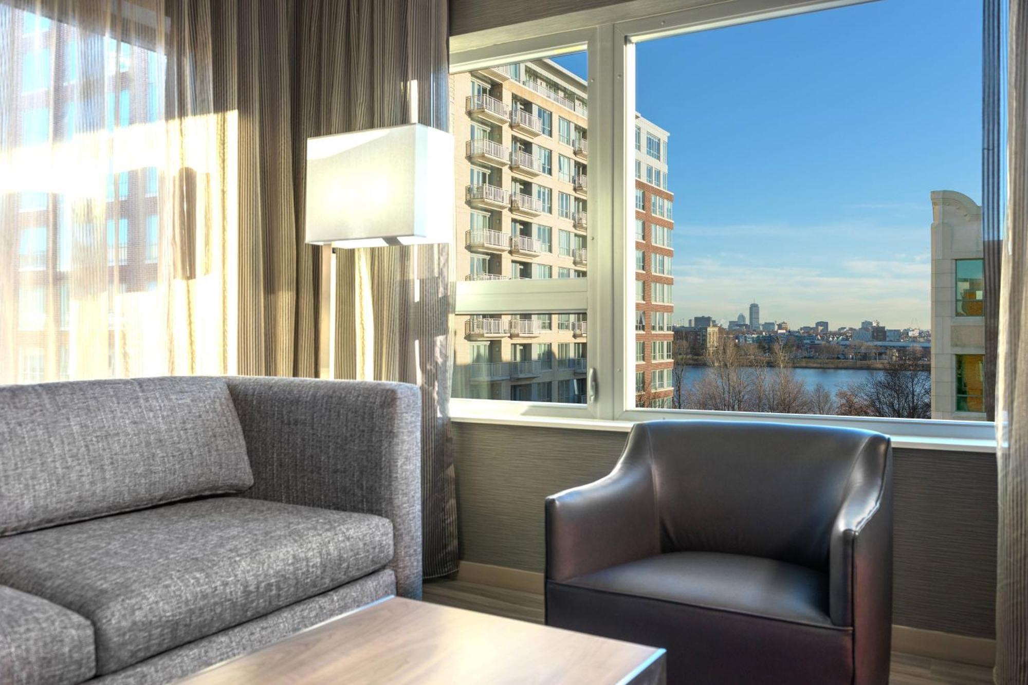 Ac Hotel By Marriott Boston North Medford Eksteriør billede